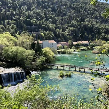 Skatula Appartement Skradin